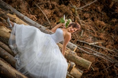 svatební-fotograf-fotografování-v-lese